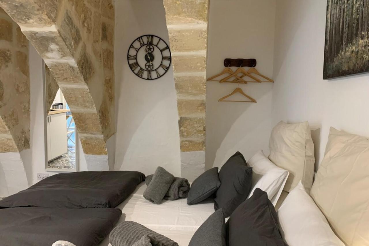 Valletta Studio-Hosted By Sweetstay Екстериор снимка